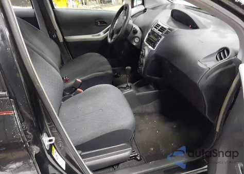 2009 Toyota Yaris z USA, uszkodzony, nr VIN JTDKT903995235740